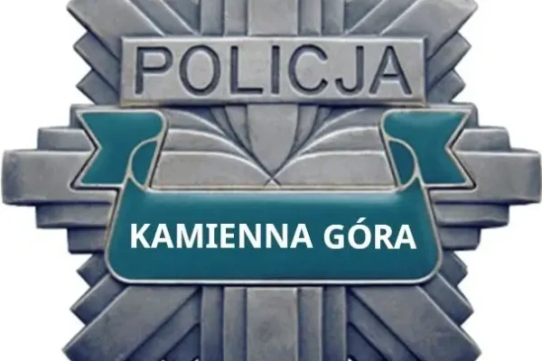 Kamienna Góra: Policjanci i strażacy uczcili pamięć podkom. Natana Sieroń