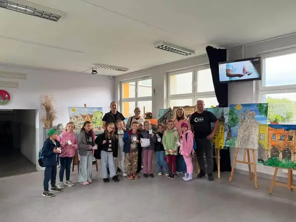 Klasa 2A z Lubawki odkrywała tradycje lnu w Chełmsku Śląskim