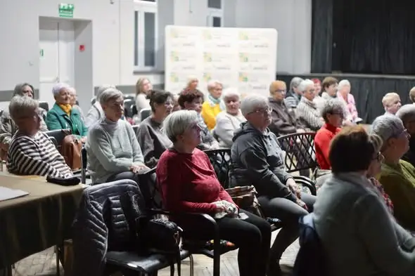 Seniorzy z Lubawki uczyli się, jak nie dać się oszukać