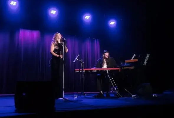 Poezja Marii Konopnickiej w nowych aranżacjach – koncert Joanny Dolly Dolaty w Kamiennej Górze